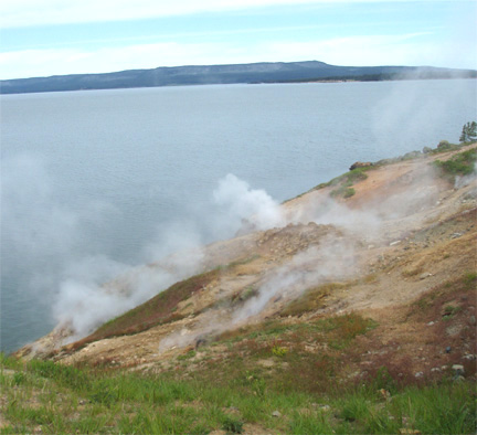 Lake Yellowstone Fumerole